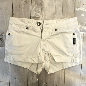 Silver Jeans Toni white shorts